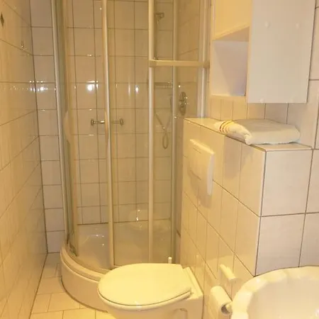 Haus Linden 3*